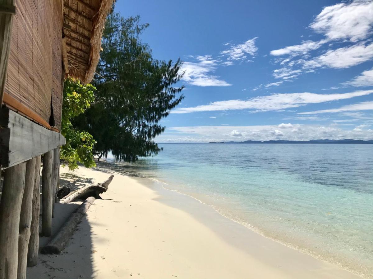 Tabari Dive Lodge Pulau Mansuar Exterior photo
